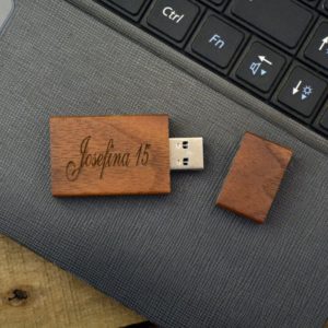 Pendrive madera rectangular